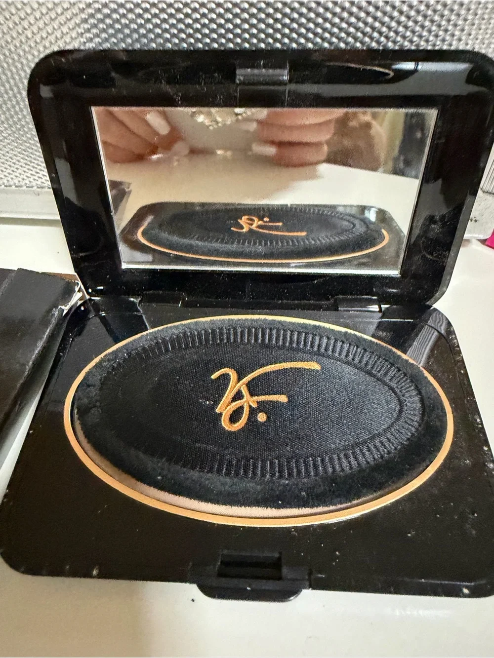Victoria Jackson cosmetics vintage brand new in box light shade powder